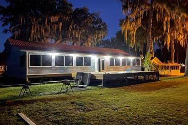 호텔 Idle Awhile Resort