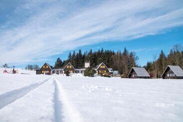 בית מלון כפרי Jasenka Rekreační Středisko Zubří