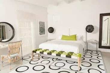 Aamiaismajoitus (B&B) White Light The Rooms   Adults Only
