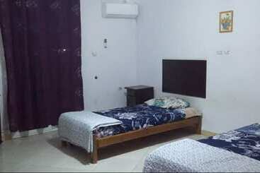 هتل Hôtel La Bravoure