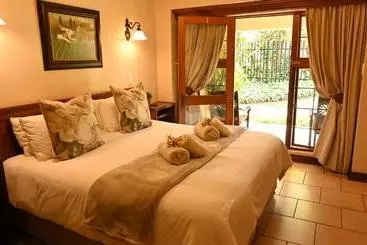 Majatalo Luxury En Suite King @ 4 Star Guest House