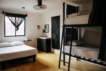 Hostel Oryx Tulum