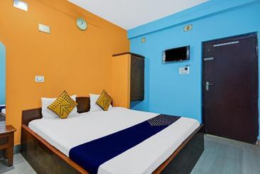 Hotel Spot On Emarald Inn