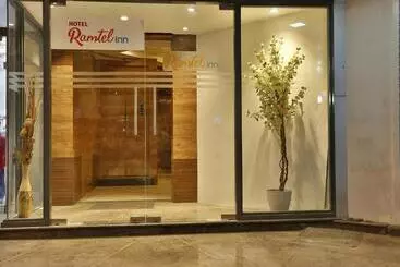 Hotel Ramtel Inn