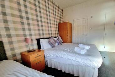 酒店 Aberfoyle Inn