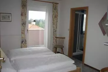 Aamiaismajoitus (B&B) Garni Sonnegg