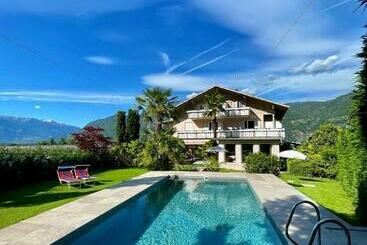 בית מלון כפרי Appartement Lahngut