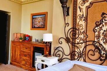 فندق Châtellerie De Schoebeque