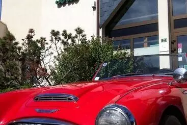 Logis Hotel Restaurant L Orée Des Bois