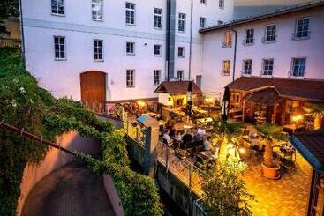 Hotel Reussischer Hof