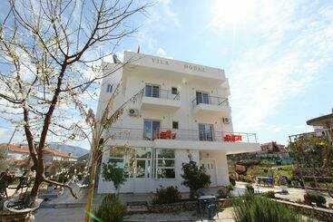 Apart Hotel Vila Dodaj