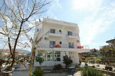 Aparthotel Vila Dodaj