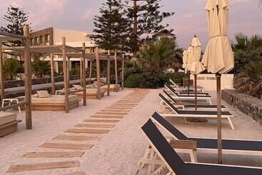 The Island Hotel   Adults Only