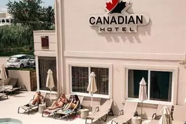 هتل آپارتمان Canadian