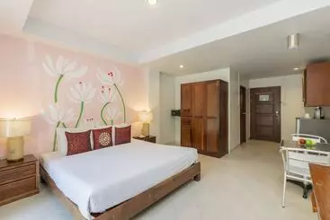 Отель Bella Villa Pattaya 3rd Road