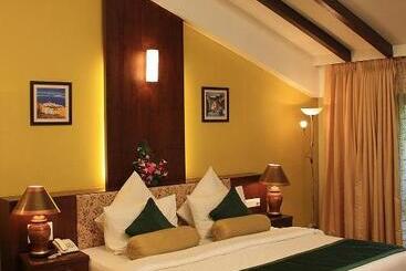 Отель Tangerine Boutique Resort