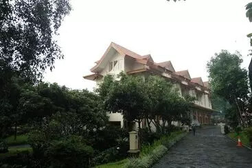 Ahadiat Hotel & Bungalow