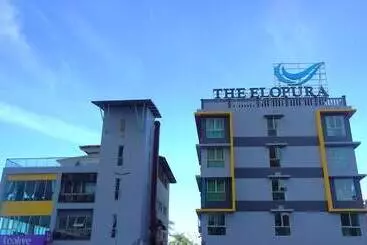 Отель The Elopura