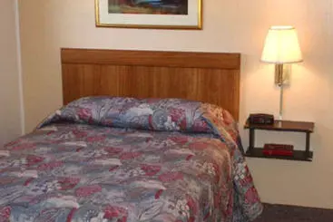 酒店 1st Interstate Inn