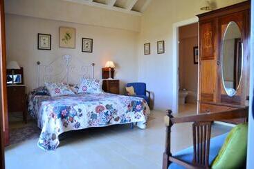 Casa Rural El Vihuelo