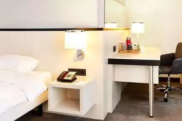 酒店 Park Inn By Radisson Brussels Centre Midi