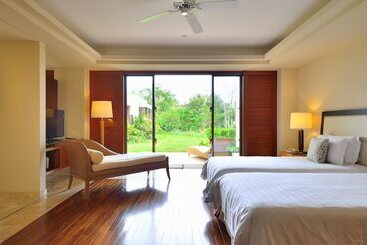 هتل The Atta Terrace Club Towers