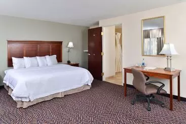 فندق Hampton Inn & Suites Daytonvandalia