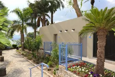 בית מלון כפרי Ohalo Manor