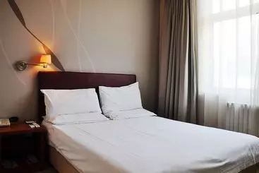 Отель Piao Home Inn (Beijing Dongsi)