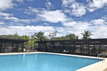 Hôtel Sea Garden Resort Iloilo