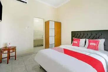 Otel Oyo 90690 Pondok Dukuh
