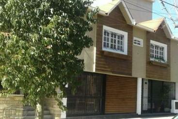 Pensionat Monoambientes Arizu