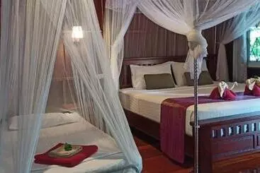 Pension Kohjum Seafront Resort