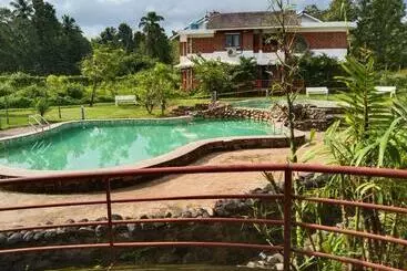 Resort Sarth Ayurveda Retreat And Wellness Centre