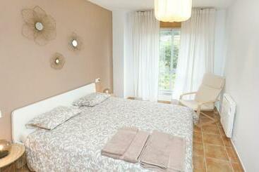 Апартаменты Hospedium Galitrips Airexa