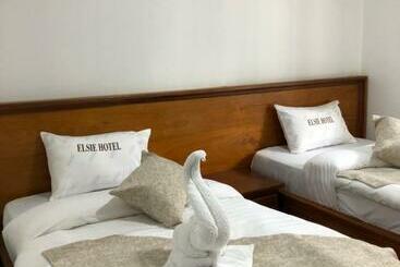 Hotel Elsie