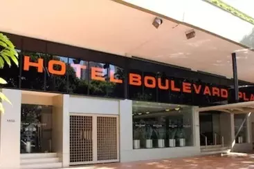 בית מלון כפרי Boulevard Plaza