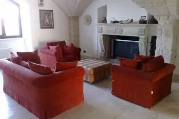 Отель Masseria Relais Del Cardinale