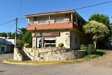 فندق Albert