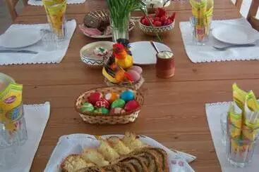 ペンション La Curtea Porumbaceana