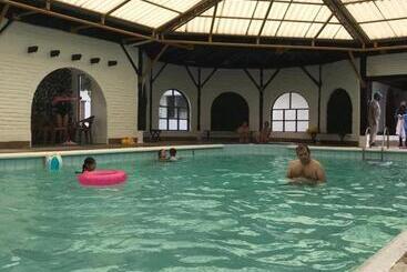 בית מלון כפרי Y Hosteria Natabuela