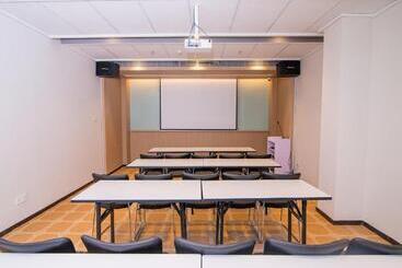 Hotel Hanting  Wuxi Henglong Plaza