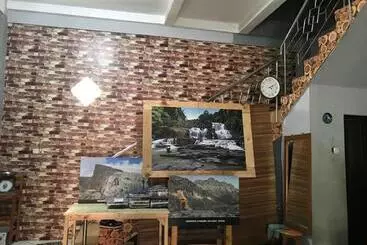 Majatalo The Carstensz Homestay