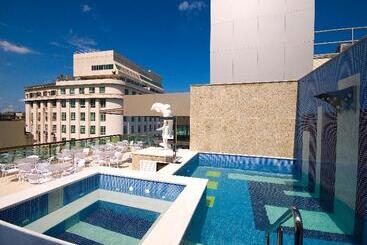 هتل Atlantico Business Centro