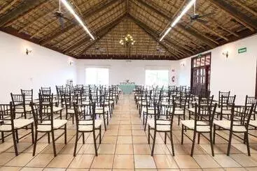 فندق Mision Express Saltillo