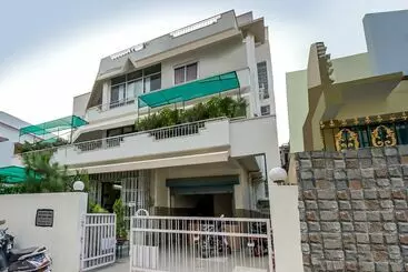 Hotel Grand Imperia Inn By Oyo Rooms