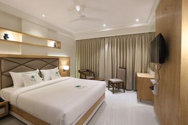 Hotel S3 Park, Ambernath