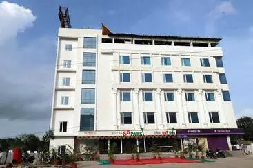 Hotel S3 Park, Ambernath
