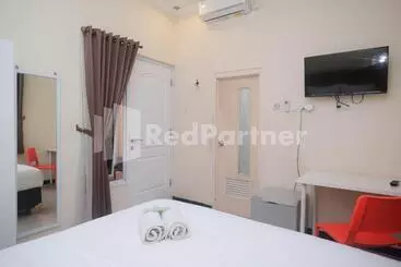 Hotel Griya Loka 2 Syariah Near Simpang Lima Mitra Reddoorz