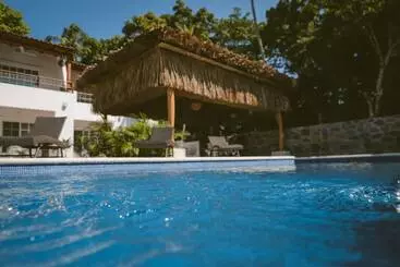 ホテル Solez Zihuatanejo